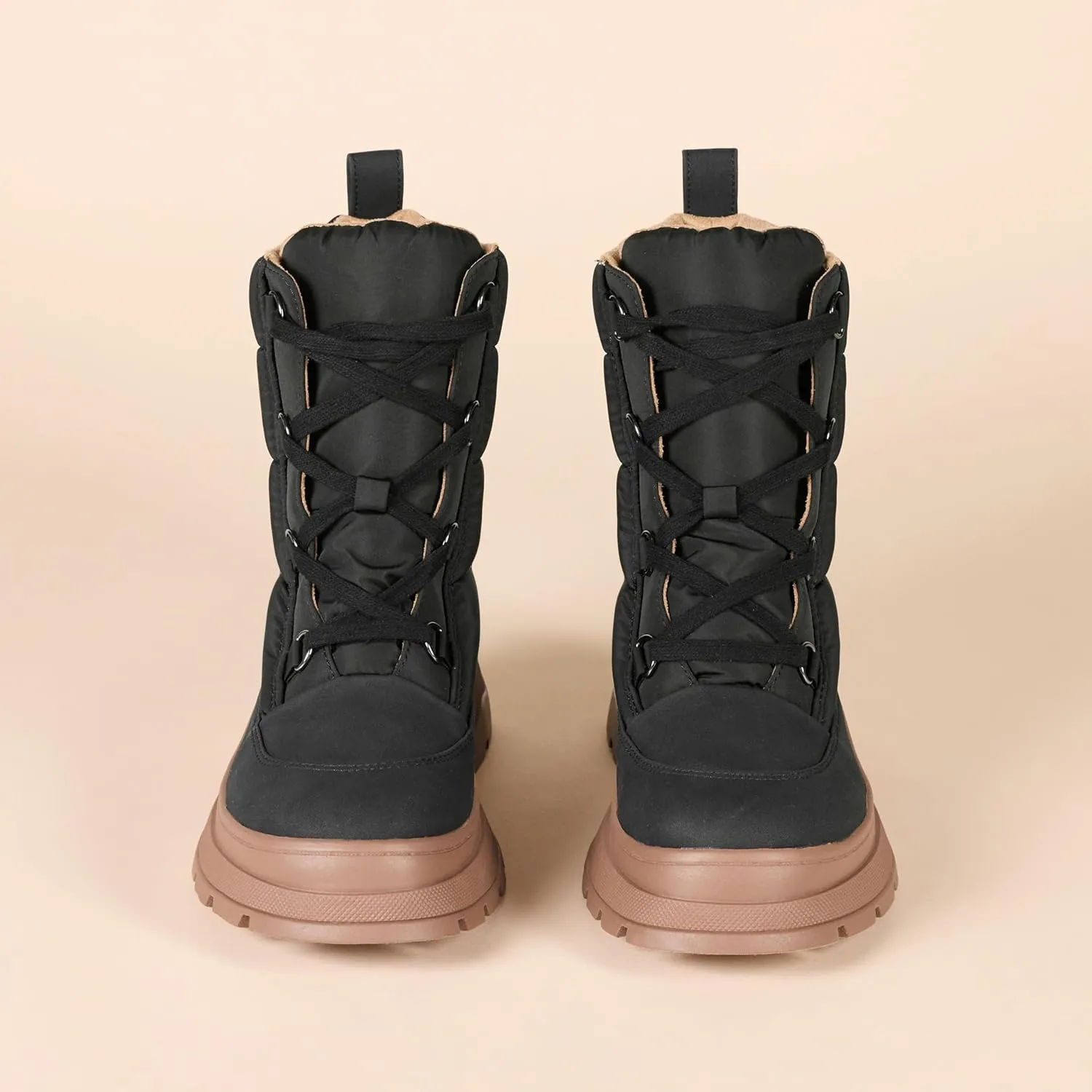 Amazon Essentials Women's Lace Up Puffer Boot