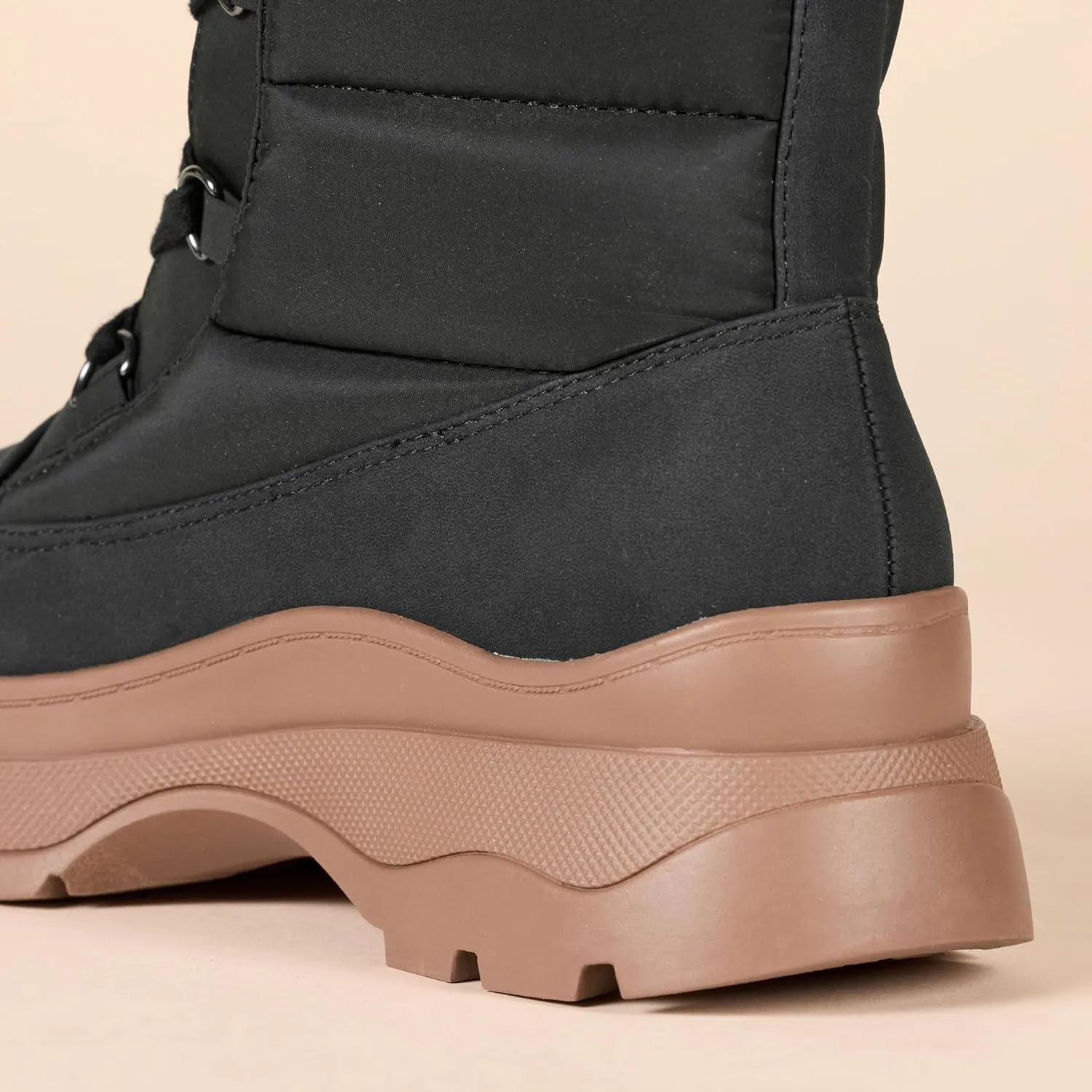 Amazon Essentials Women's Lace Up Puffer Boot