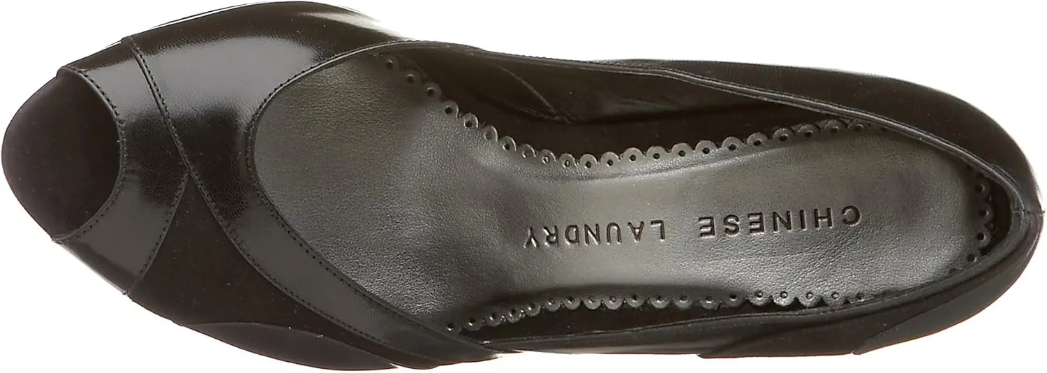 Chinese Laundry Women's Foxy Wedge
