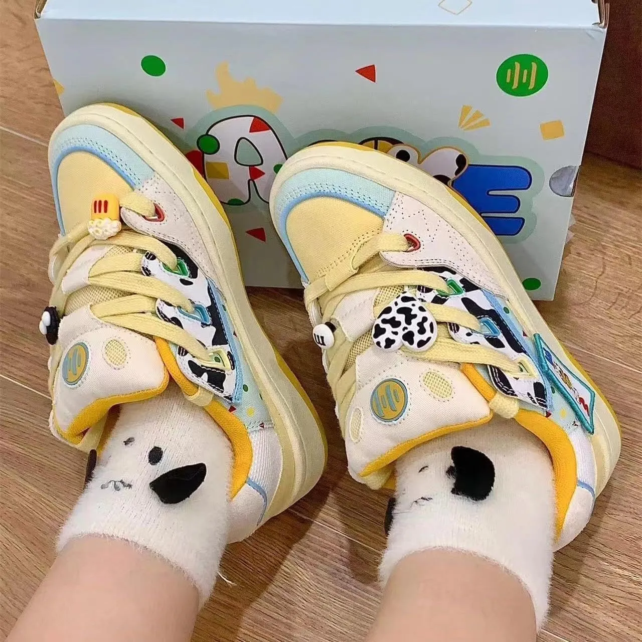 Chunky Y2K Skate Shoes for Women Girls Thick Sole Dad Cow Design Sneakers Cute Chic Casual Streetwear Footwear