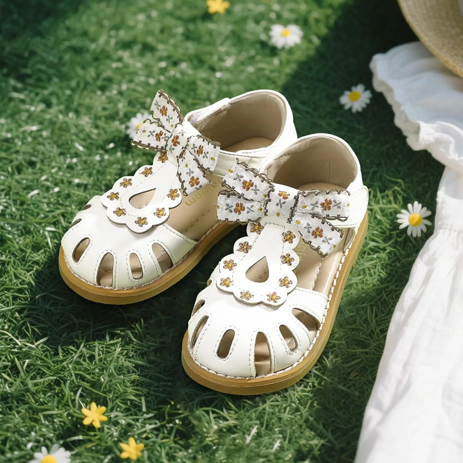 Hehainom Toddler Girls Sandals Closed Toe Bow Flower Girl Summer Shoes Little Kids Flats Sandals
