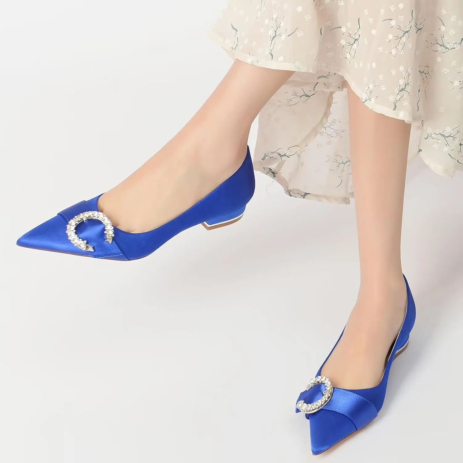 HNVAVQ Women's Low Heels Pumps Dress Shoes Closed Toe Casual Wedding Flats with Rhinestone Wedding Shoes