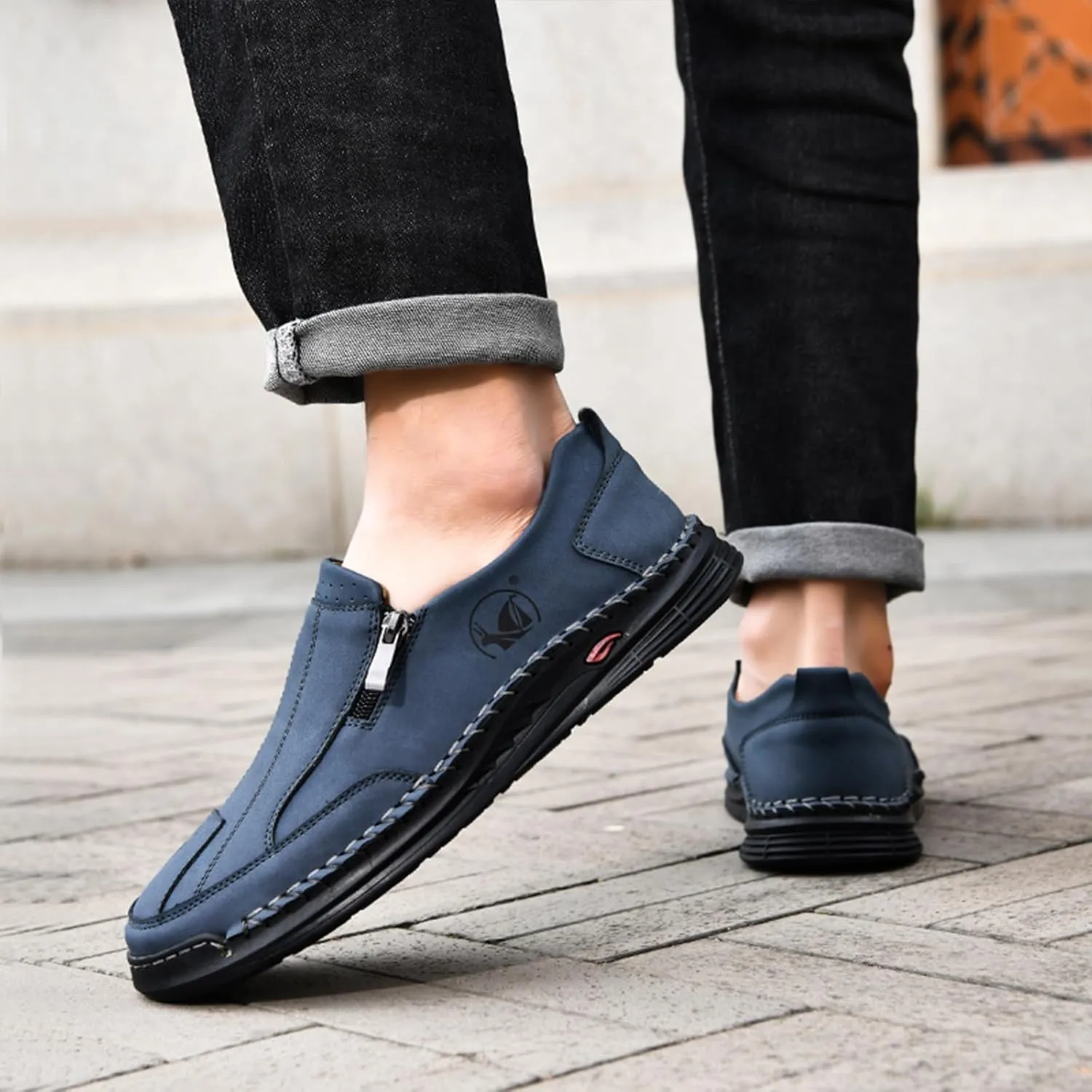 Men's Leather Slip-On Loafers Anti-Slip Sole Retro Round Toe Handsewn Detailing Lightweight Driving Shoes for Walking & Everyday Wear