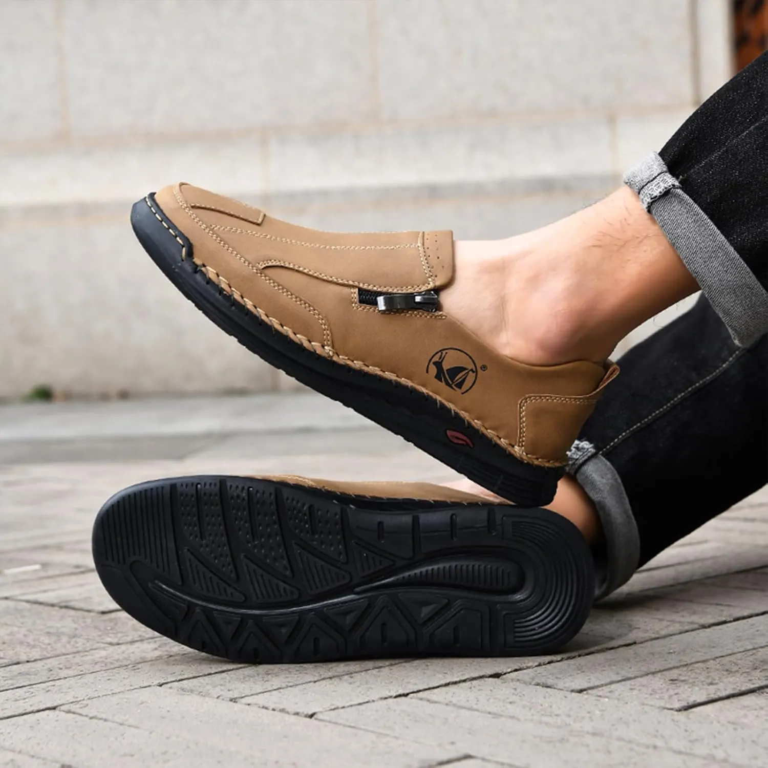 Men's Leather Slip-On Loafers Anti-Slip Sole Retro Round Toe Handsewn Detailing Lightweight Driving Shoes for Walking & Everyday Wear