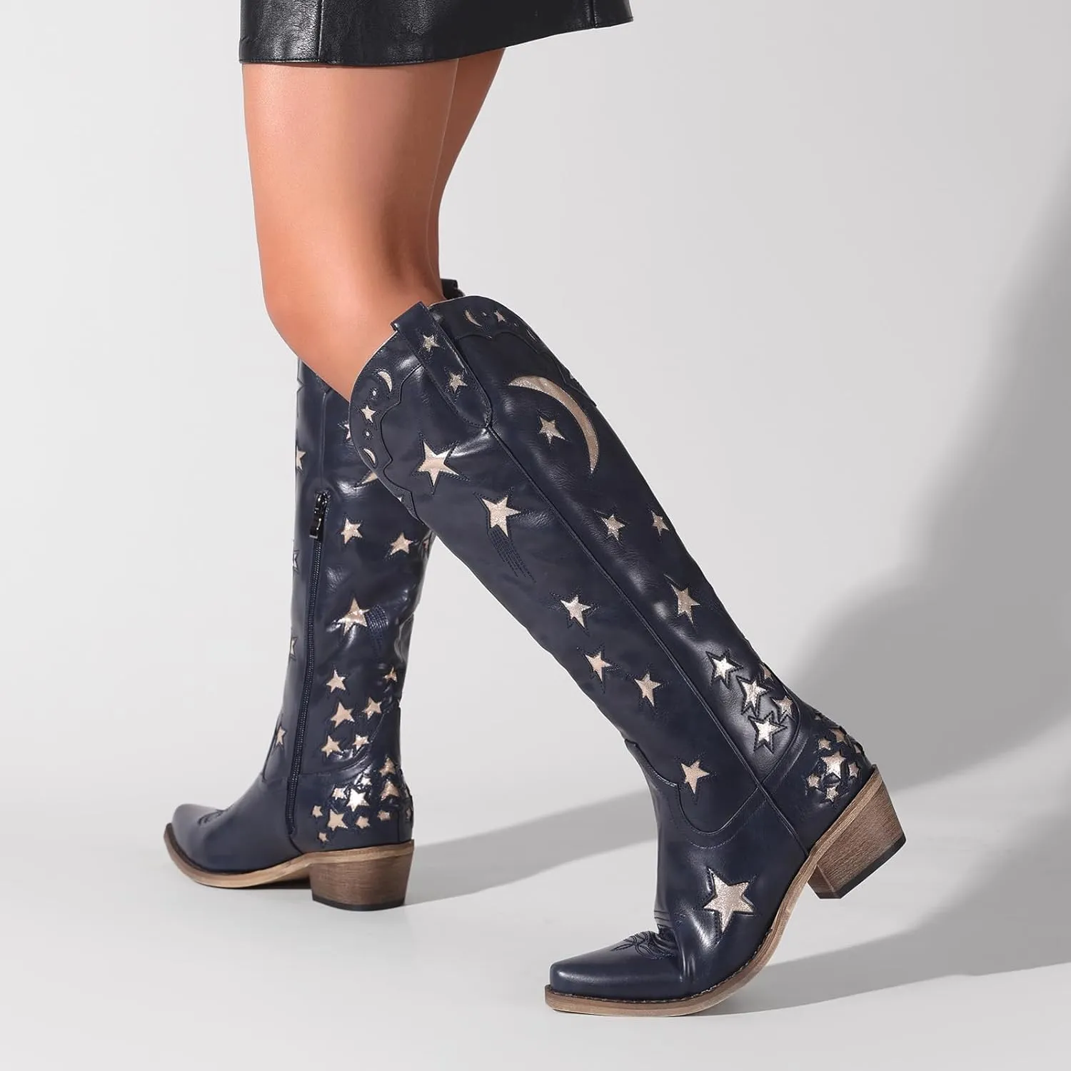 Mid Calf Cowgirl Boots with Stars Inlay Chunky Block Heels and Snip Toe Trend Shoes Stylish Embroidery Western Knee High Boots Cute Cowboy Boots For Ladies Casual Dressy Party
