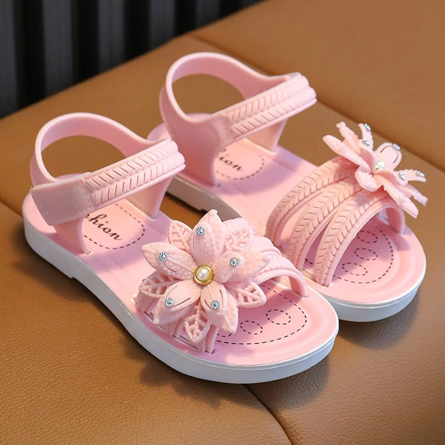 Unisex Kids Summer Sandals Baby Comfort Anti-Slip Open Toe Adjustable Walking Beach Shower Shoes for Boys Girls