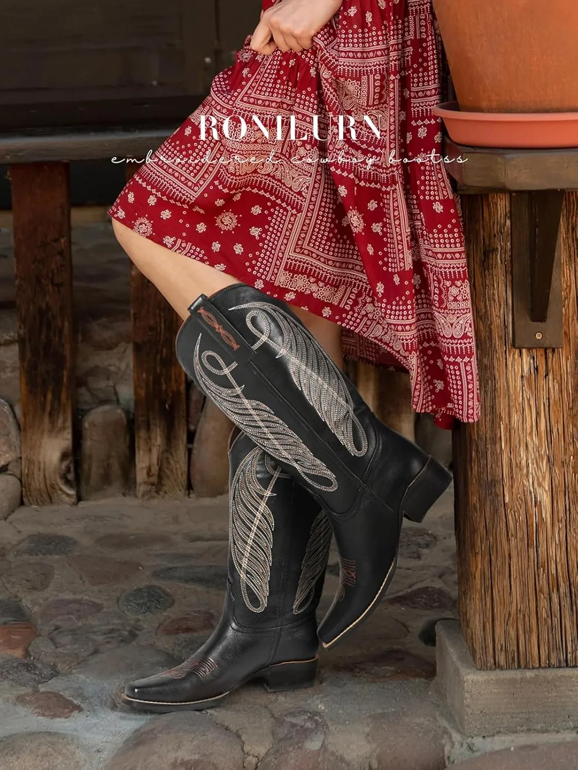 Women Cowgirl Boots Cowboy Boots Mid Calf Western Low Chunky Heel Classic Embroidery Fashion Pull Up Square Toe for Dressing Party Concert