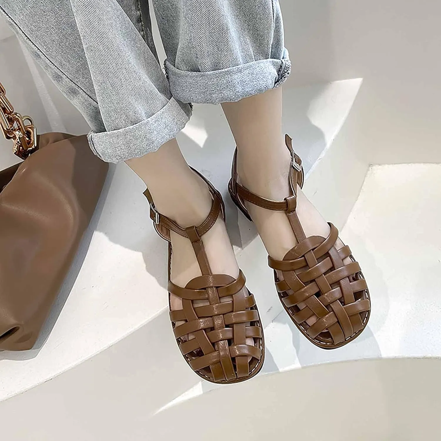 Women's Woven Sandals with Adjustable Strap Trendy Closed Toe Hollow Out Flats Sandal for Casual Summer Footwear