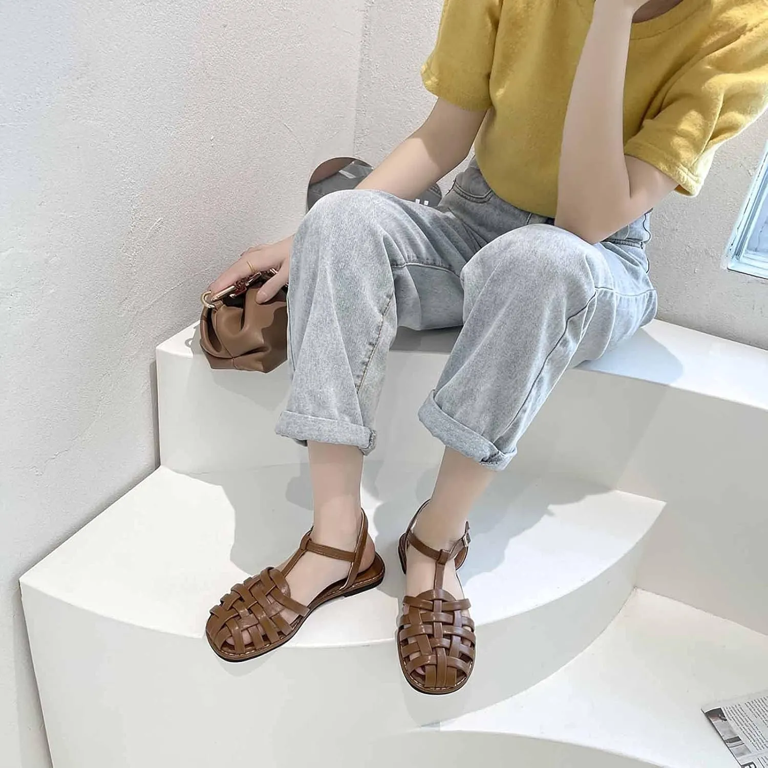 Women's Woven Sandals with Adjustable Strap Trendy Closed Toe Hollow Out Flats Sandal for Casual Summer Footwear